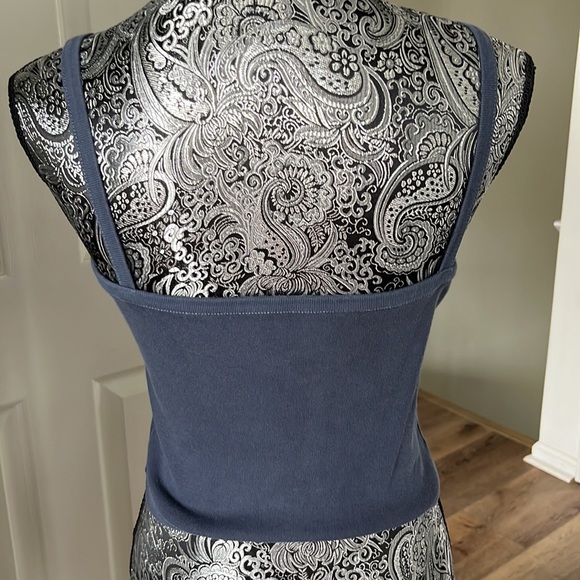 Brandy Melville tank top - Picture 2 of 3